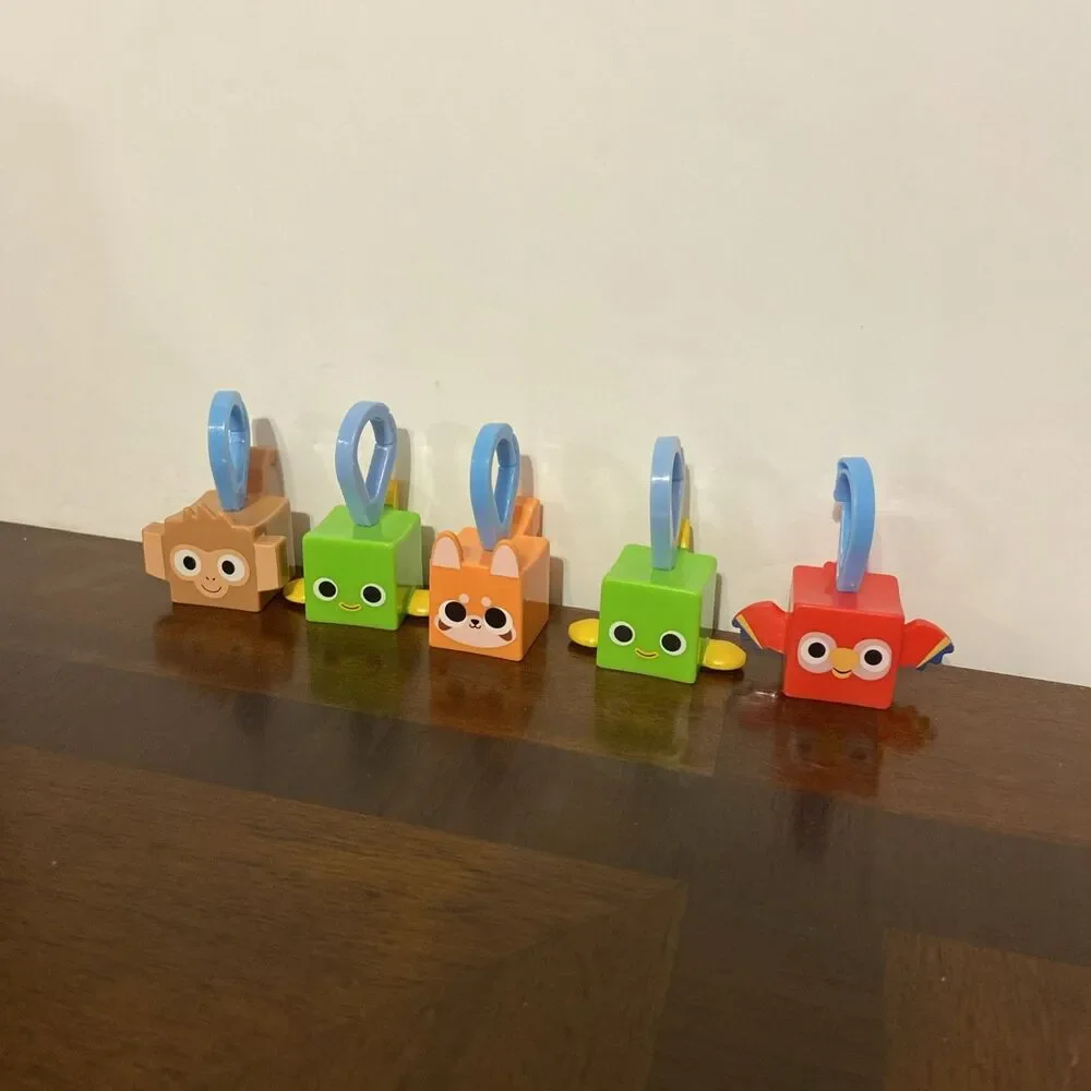 Lot of 5 McDonald's Pet Simulator Keychain Hangers Backpack Clips